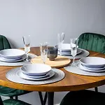 Modern Flat In Old Town - Parking & Self Check-in