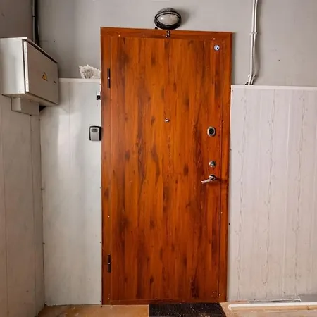 Modern Flat In Old Town - Free Parking & Self Check-in *