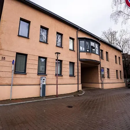 Modern Flat In Old Town - Parking & Self Check-in Lägenhet