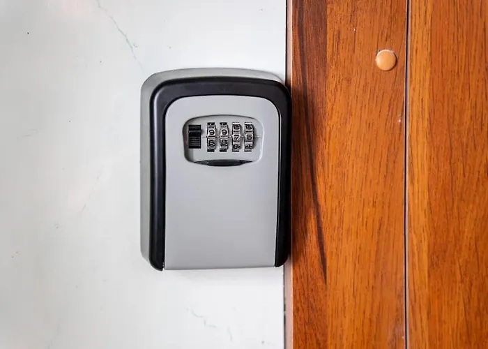 Modern Flat In Old Town - Parking & Self Check-in Κάουνας